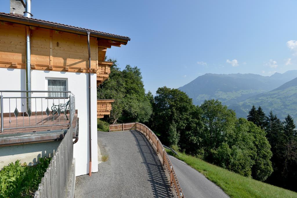 Bergchalet Emberg Mit Sauna Aschau Im Zillertal Exterior photo